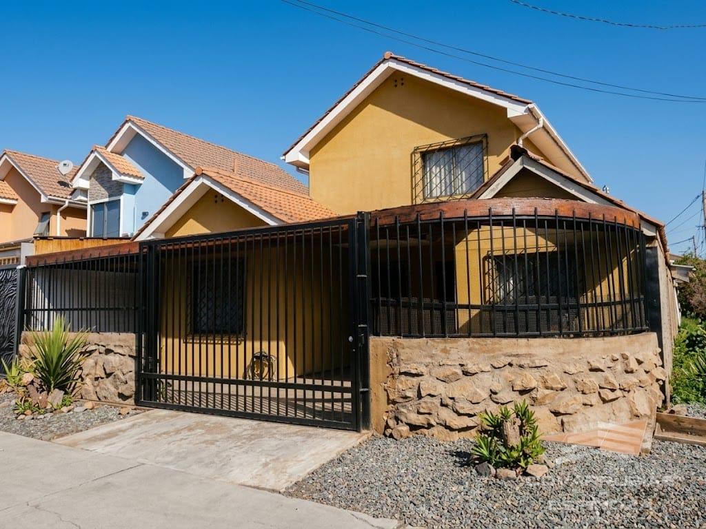 VENTA DE CASA EN SAN BERNARDO 3D 3B
